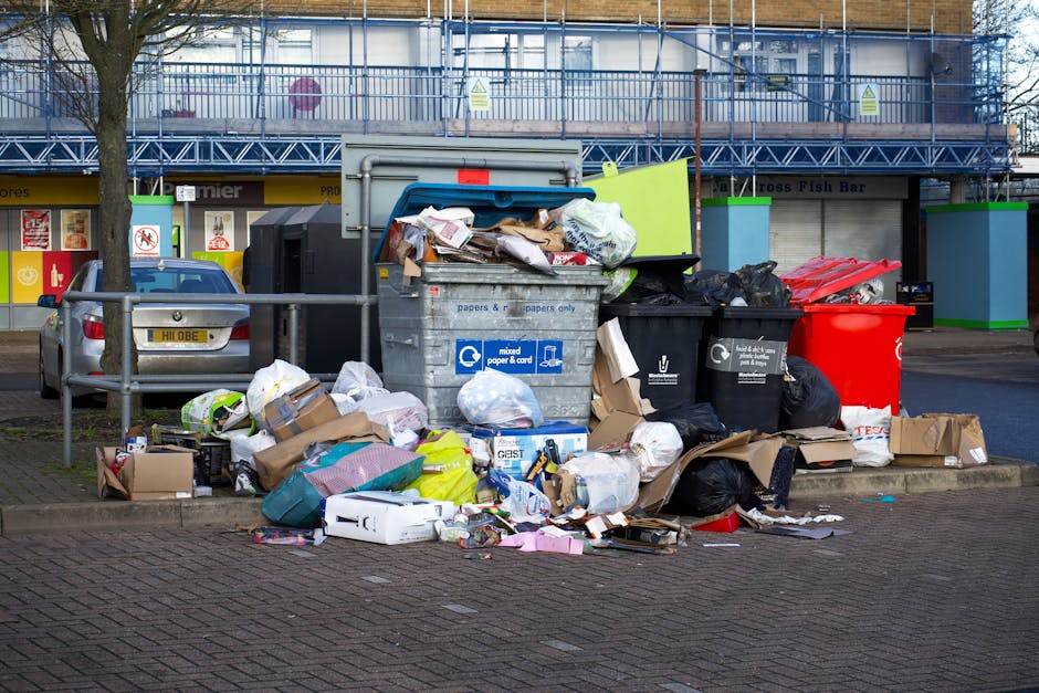 Bankside rubbish collection for flats near Blackfriars Bridge
